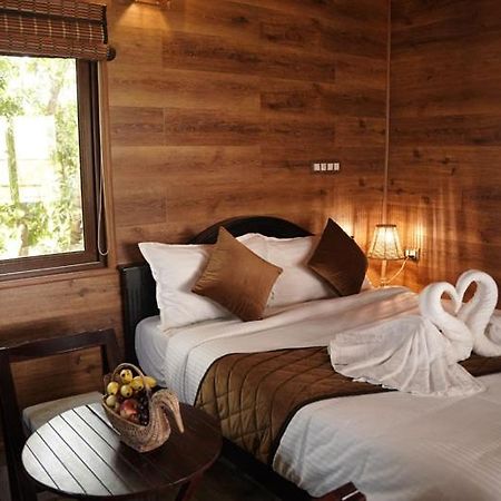 Mango Meadows Hotel Kottayam Ngoại thất bức ảnh