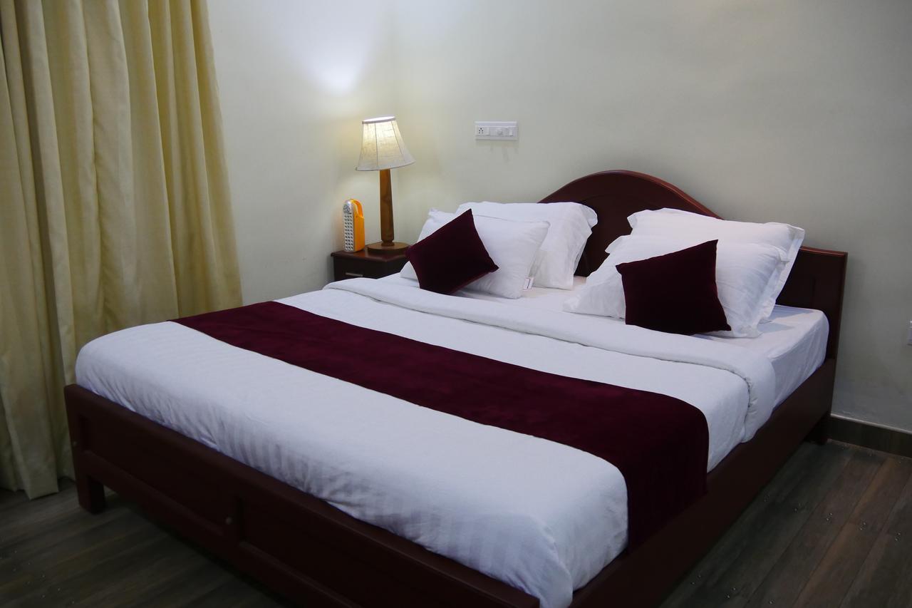 Mango Meadows Hotel Kottayam Ngoại thất bức ảnh